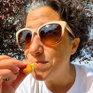 Meet your Posher, Nadine